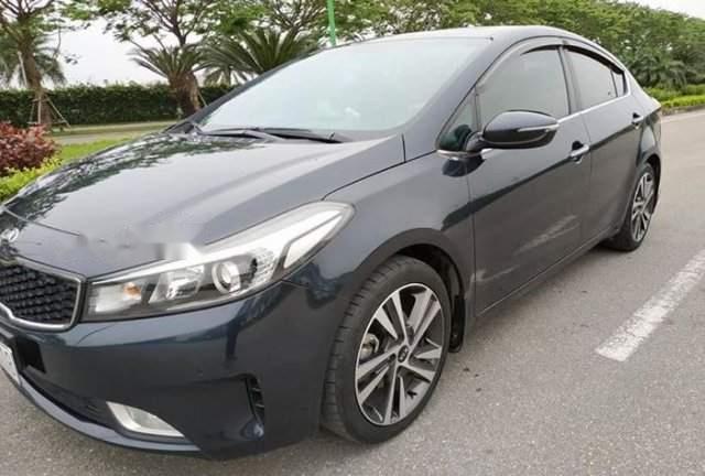 Cần bán lại xe Kia Cerato 1.6AT năm sản xuất 2017 còn mới