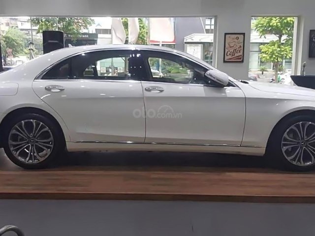 Bán xe Mercedes S450L Luxury sản xuất 2019, màu trắng