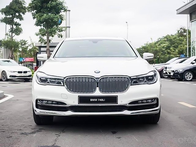 Bán xe BMW 7 Series 740Li sản xuất năm 2019, màu trắng 0