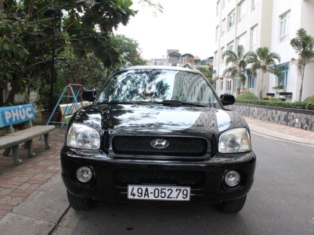 Bán ô tô Hyundai Santa Fe Gold đời 2005, màu đen,
trần nilon còn rất mới