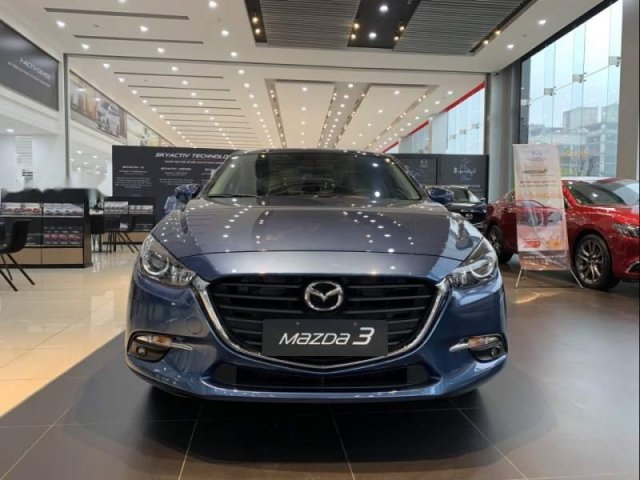 Bán xe Mazda 3 đời 2018, màu xanh lam, 629 triệu