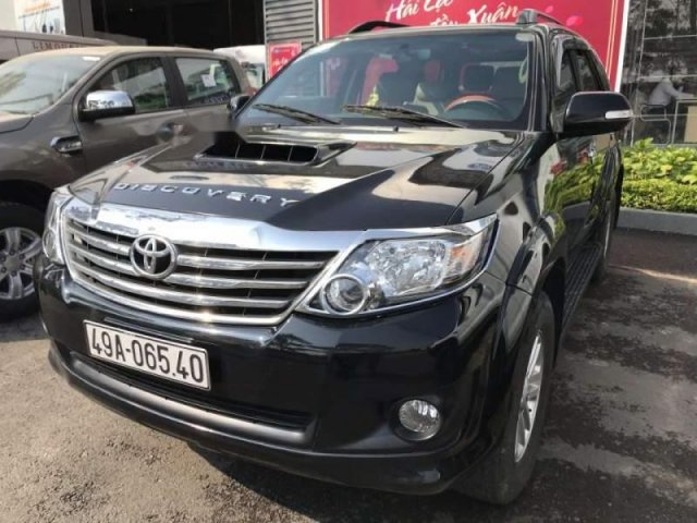 Bán Toyota Fortuner 2013, màu đen, xe gia đình0