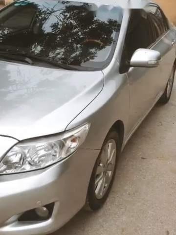 Cần bán gấp Toyota Corolla altis AT sản xuất 2009, màu bạc, xe nhập, giá chỉ 450 triệu