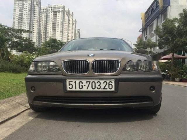 Cần bán BMW 3 Series 318i sản xuất 2006, nhập khẩu