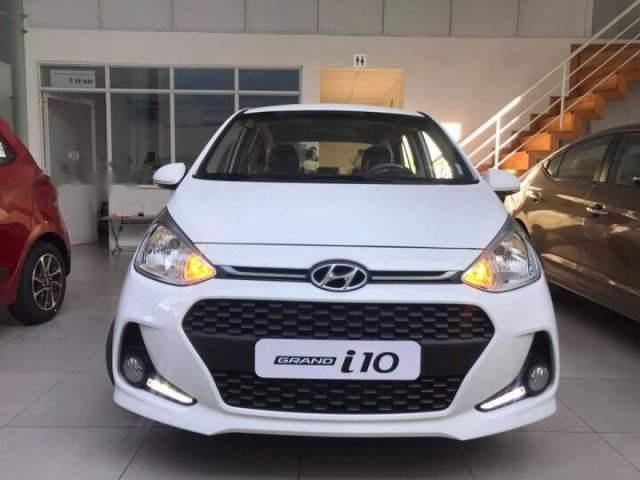 Bán Hyundai Grand i10 1.2MT năm sản xuất 2019, màu trắng, 370tr0