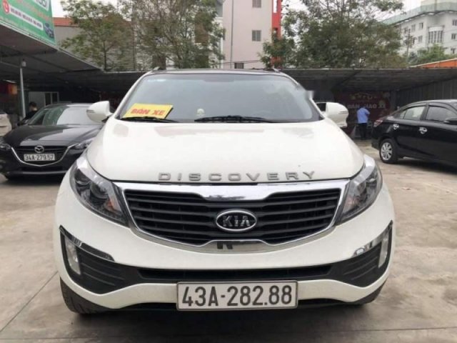 Cần bán Kia Sportage đời 2012, màu trắng còn mới, 575 triệu