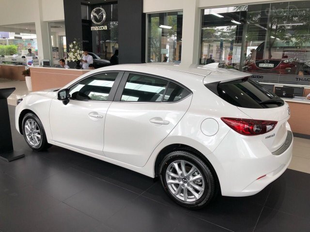 Bán ô tô Mazda 3 1.5 AT HB 2018, giá ưu đãi lên tới 20triệu, hỗ trợ vay 80%-90% giá trị xe tại Mazda Gò Vấp0