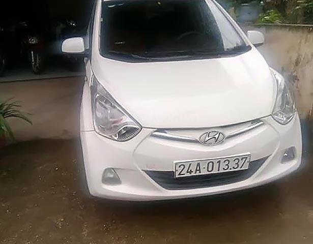 Cần bán Hyundai Eon 0.8 MT đời 2011, xe cũ màu trắng, nhập khẩu0