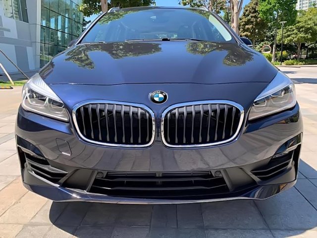 Bán xe BMW 2 Series 218i Gran Tourer đời 2019, màu xanh lam  