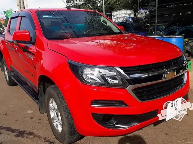 Bán Chevrolet Colorado LT 2.5L 4x4 MT sản xuất năm 2017, màu đỏ, xe nhập