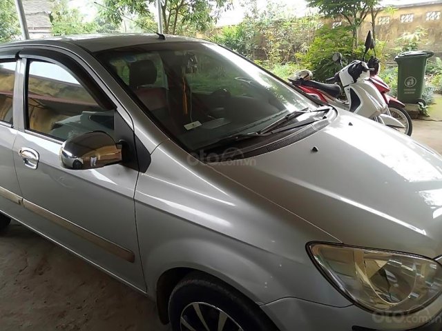 Bán xe Hyundai Getz sx 2009, số tay, máy xăng, màu bạc, xe đẹp sơn zin 90%