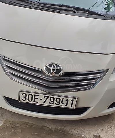 Bán Toyota Vios đời 2010, màu trắng, xe gia đình