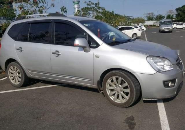 Bán Kia Carens 2011, màu bạc số sàn, giá tốt