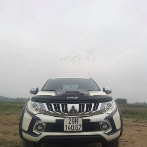 Bán Mitsubishi Triton 2x4 AT 2016, màu trắng, xe nhập, 495tr