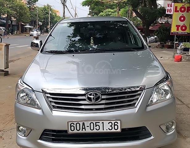 Bán Toyota Innova 2.0G 2012, màu bạc chính chủ, giá tốt 