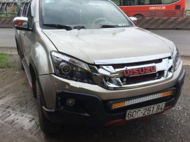 Bán Isuzu Dmax LS 2.5 4x2 AT đời 2015, nhập khẩu nguyên chiếc, xe đẹp đi giữ cẩn thận0