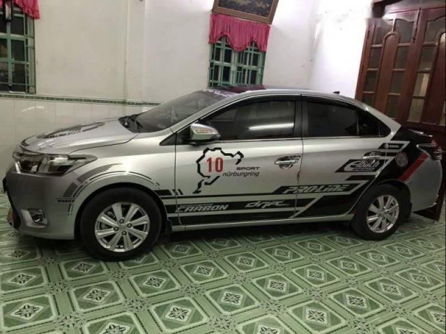 Cần bán gấp Toyota Vios 2018, màu bạc, giá 500tr0