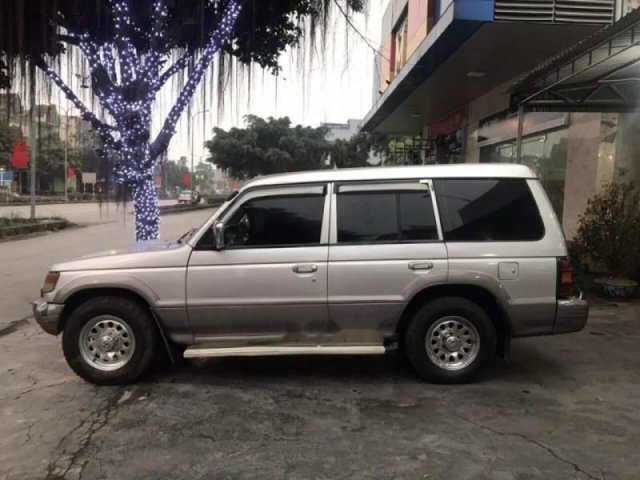 Bán Mitsubishi Pajero 2001, màu bạc