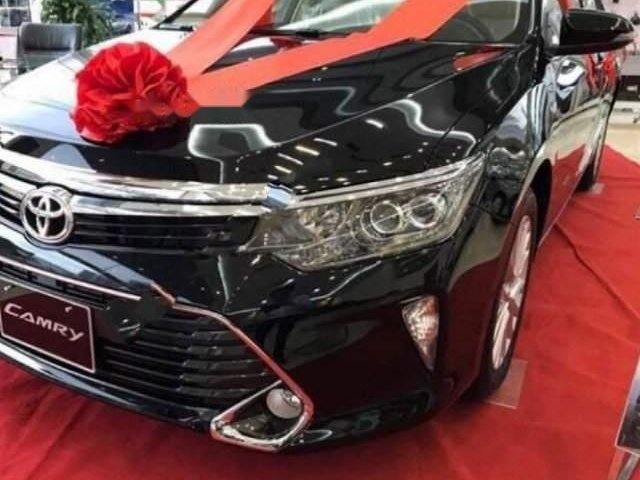 Cần bán Toyota Camry đời 2019, xe nhập