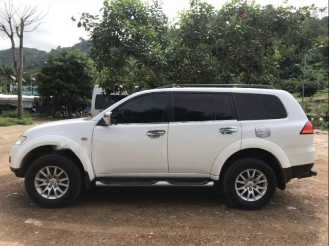 Bán Mitsubishi Pajero năm 2013, màu trắng còn mới, giá 680tr