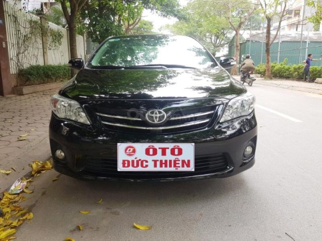 Bán Toyota Corolla Altis 1.8G đời 2013, màu đen0