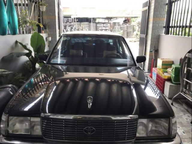 Bán ô tô Toyota Crown 2.2 năm 1994, màu đen, nhập khẩu, giá chỉ 179 triệu