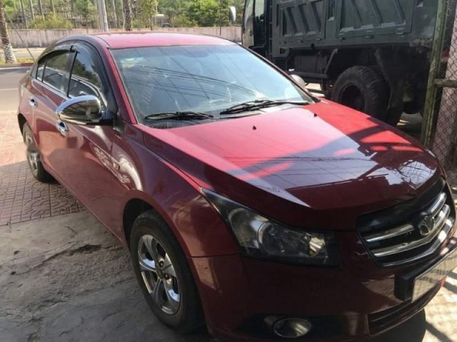 Bán Daewoo Lacetti 2009, màu đỏ số sàn, 285 triệu