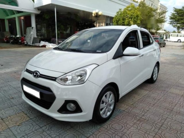 Bán xe Hyundai Grand i10 1.2MT 2017, màu trắng, nhập khẩu số sàn0