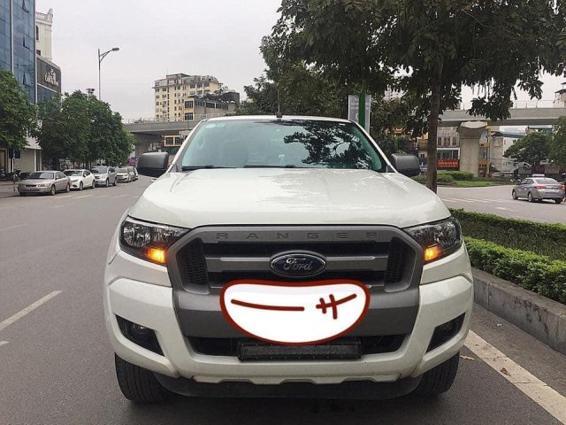 Bán Ford Ranger XLS 2016 số tự động, màu trắng rất đẹp mới0