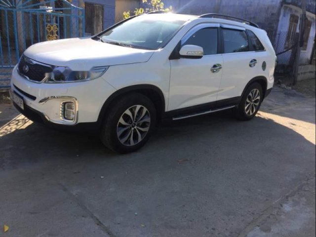 Bán xe Kia Sorento năm sản xuất 2016, màu trắng