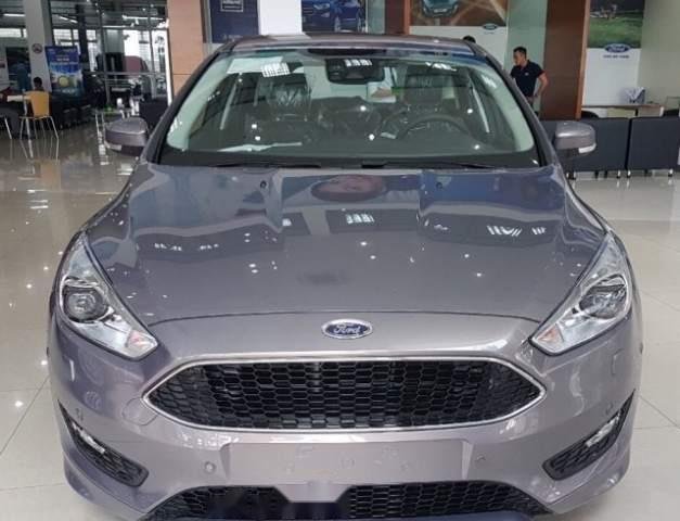 Bán Ford Focus đời 2019, màu xám0