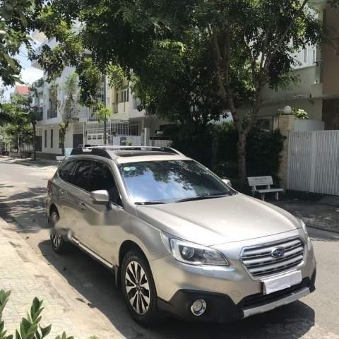 Cần bán gấp Subaru Outback đời 2015, xe gia đình sử dụng, bảo dưỡng định kỳ đầy đủ0