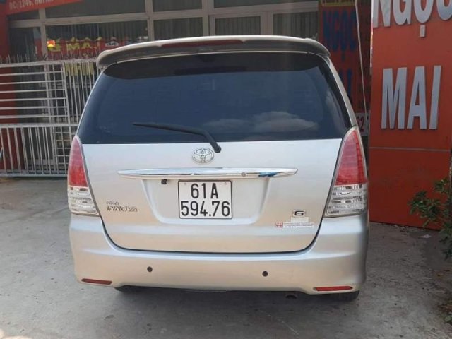 Bán xe Toyota Innova G. Sản xuất 2011, màu bạc chính chủ0