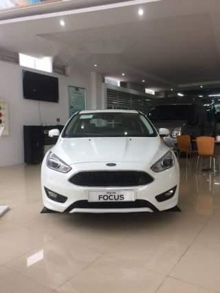 Cần bán xe Ford Focus sản xuất năm 2019, trang bị tính năng an toàn vượt trội