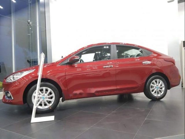 Cần bán Hyundai Accent 2019, màu đỏ0