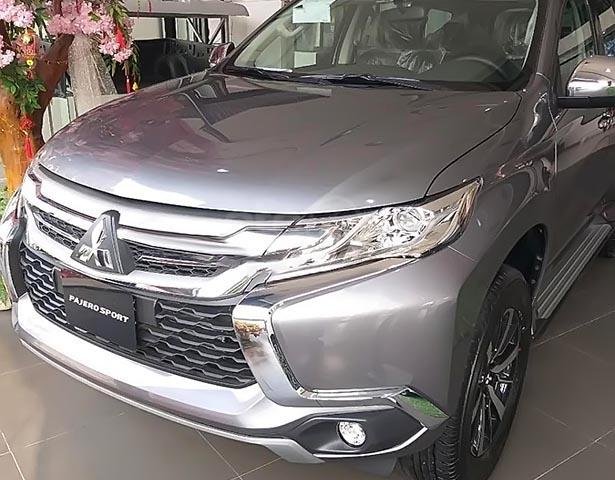 Bán xe Mitsubishi Pajero Sport đời 2018, màu xám, nhập khẩu