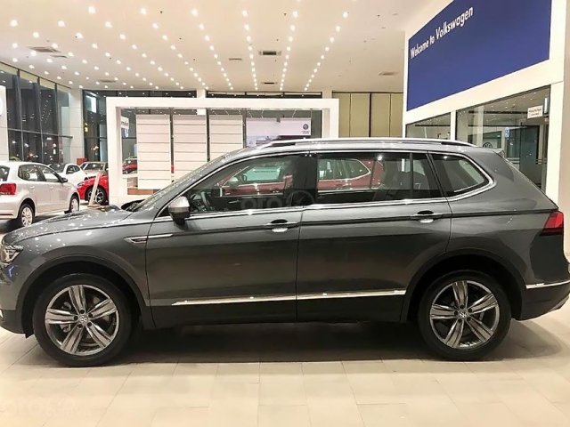 Bán Volkswagen Tiguan đời 2018, nhập khẩu, mới 100%