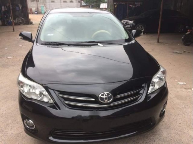 Chính chủ bán Toyota Corolla altis sản xuất năm 2011, màu đen0