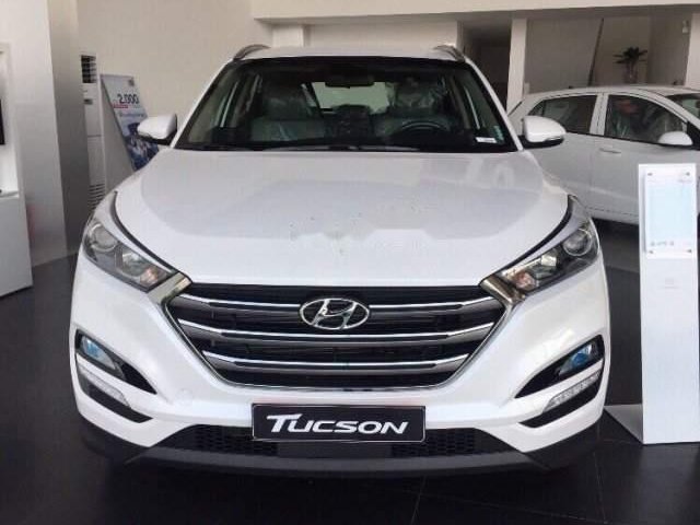 Bán Hyundai Tucson năm 2019, mới 100% giao ngay