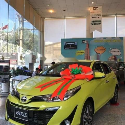 Cần bán xe Toyota Yaris năm 2019, nhập khẩu0