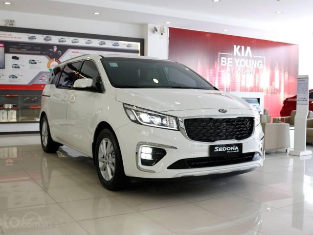 Bán Kia Sedona 2019, tặng bảo dưỡng - Tặng màn hình gối đầu - Liên hệ 0838 995 549 Ms. Hương