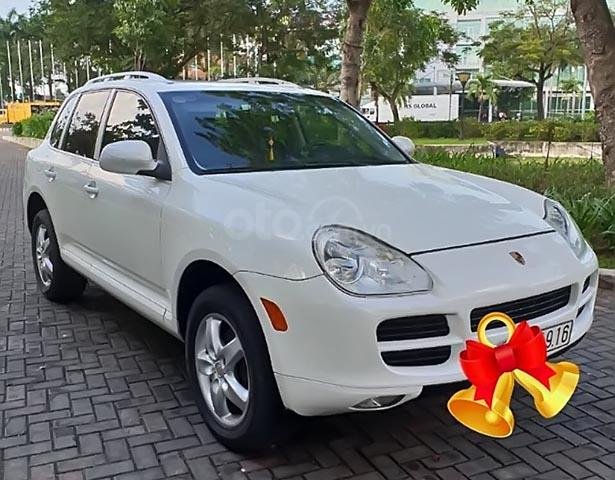 Bán xe Porsche Cayenne GTS năm 2005, màu trắng, nhập khẩu, giá tốt