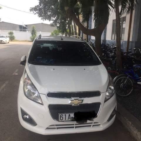 Xe Chevrolet Spark AT đời 2015, màu trắng0