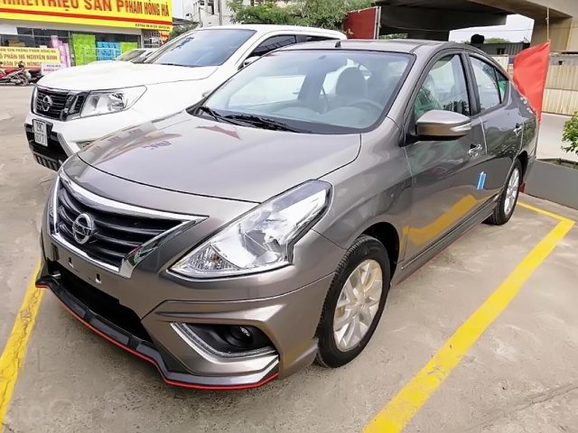 Cần bán xe Nissan Sunny XT Premium năm 2019, màu xám giá cạnh tranh0