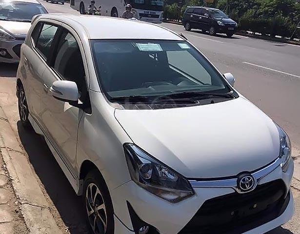 Cần bán xe Toyota Wigo 1.2G AT năm 2019, màu trắng, xe nhập