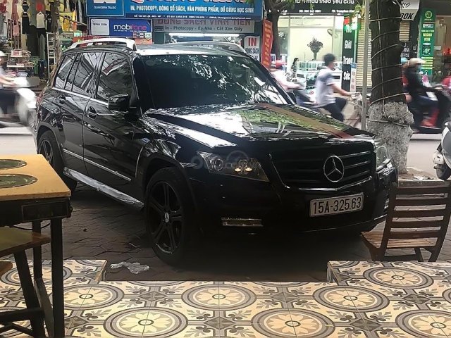 Bán Mercedes GLK300 4Matic năm 2009, màu đen chính chủ