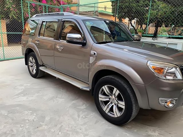 Bán Ford Everest 2.5 MT sản xuất 2012, màu xám số sàn, giá chỉ 490 triệu