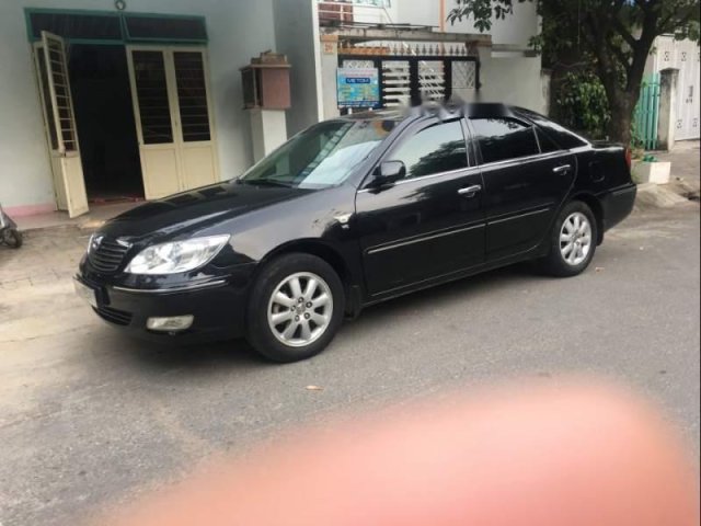 Cần bán Toyota Camry đời 2003, màu đen, giá 305tr