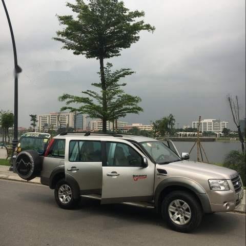 Bán Ford Everest đời 2007, màu bạc, số sàn