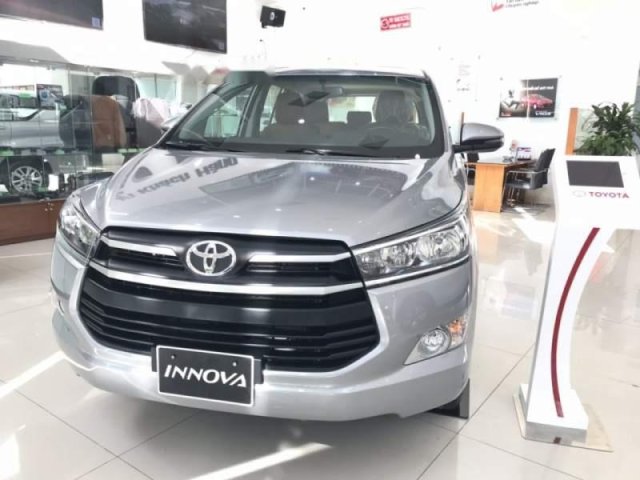 Bán ô tô Toyota Innova sản xuất năm 2019, giá tốt0